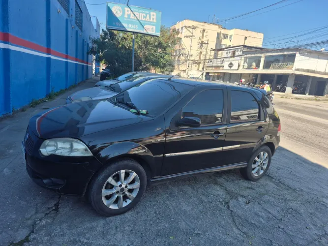 Fiat Palio ELX Dualogic 1.8 MPI Flex 8V 4P 2010
