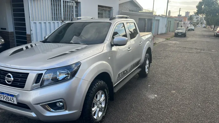 Nissan Frontier S CD 4X4 2.3 TB Diesel Mec. 2021