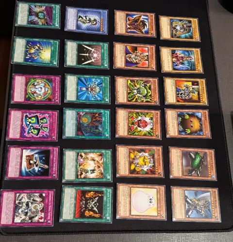 Yugioh cartas clássicas originais - Duelist Pack - Dark Magician, Mago Negro, Kuriboh