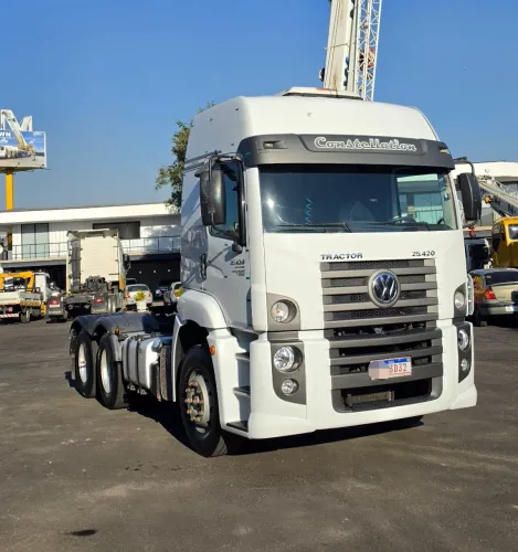 Caminhão VW 25 420 Constellation 2016