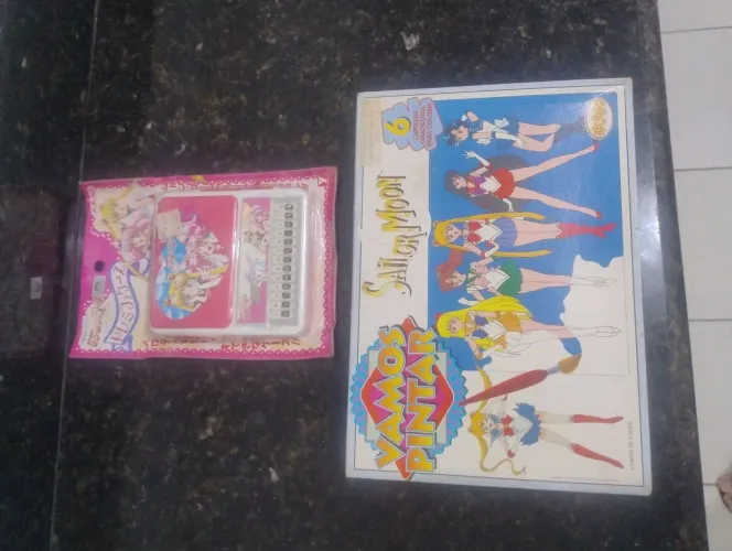Caixa de música e Kit de pintura Sailor Moon Lacrados de época 