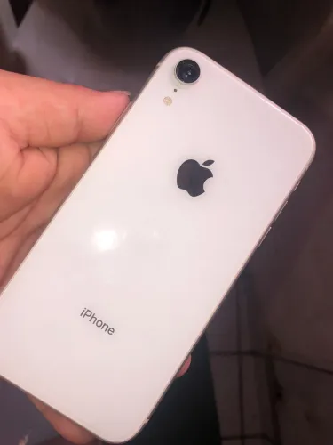 iPhone XR funcionando perfeitamente