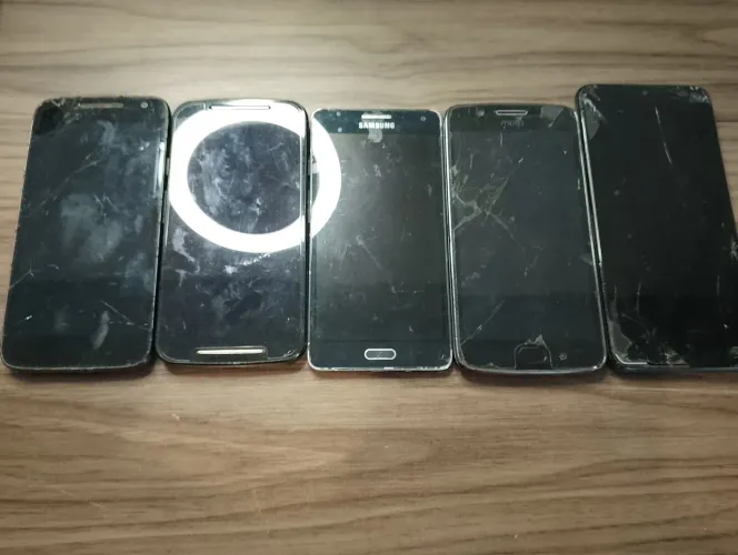 Celular Samsung, Motorola