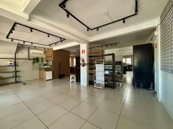INBOX CIA IMOBILIÁRIA ALUGA, SALA COMERCIAL EM BENTO GONÇALVES NO BAIRRO COAB.