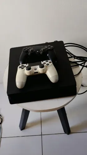 PS4