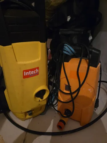 4 Hidrolavadoras Intech Machine - Funcionando