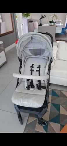 Carrinho de bebê
