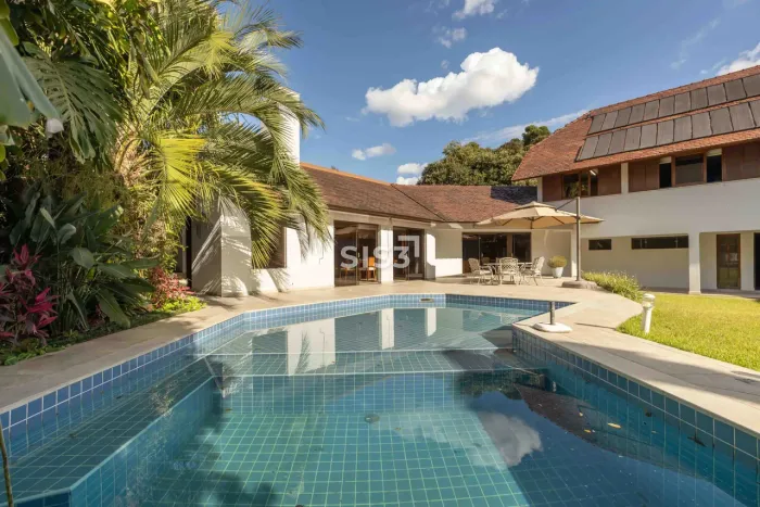 Casa à venda no condomínio Castel Verona São Lourenço 700m² 4 Suítes Terreno 1000m² com Pi