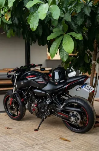 Vende - se moto Yamaha.
