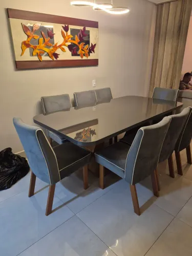 Mesa de jantar 8 lugares 