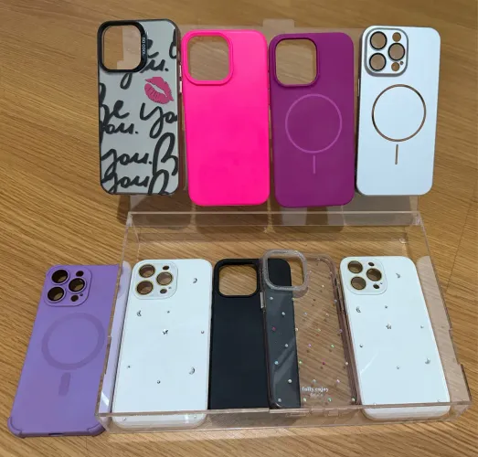 9 capinhas iPhone 15 pro Max seminovas