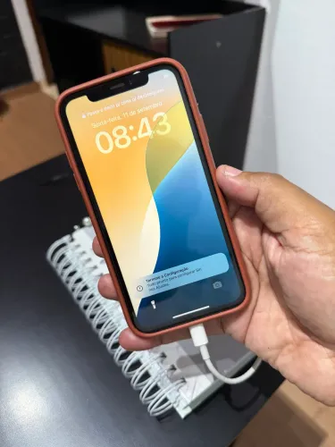 Apple iPhone XR 128GB Preto
