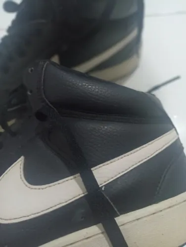 Tênis Nike court vision mid