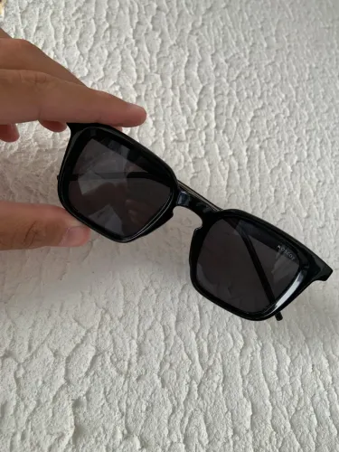 ÓCULOS DE SOL MOSCOT