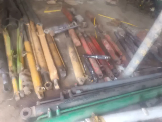 PISTÃO HIDRÁULICO E CILINDRO 