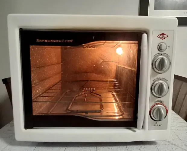 Vendo forno elétrico Layr de 46 L