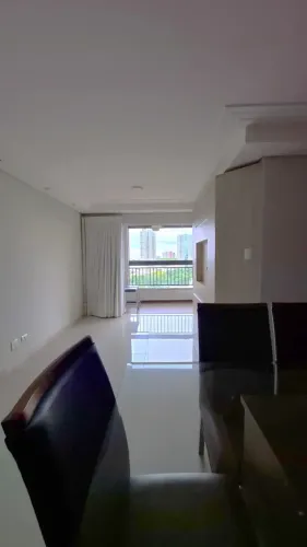 Apartamento 03 Dormitórios - Zona 03