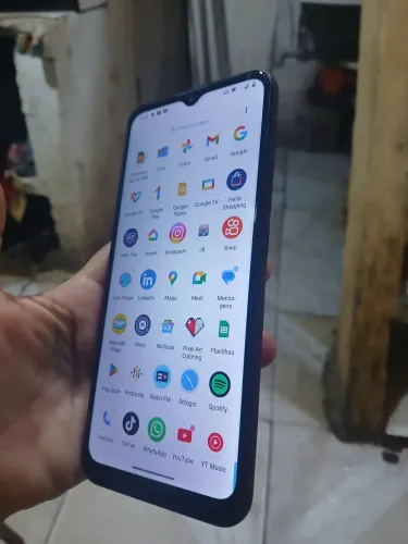 Vendo Motorola G10 64 gigas.valor 230.pra vender rápido 