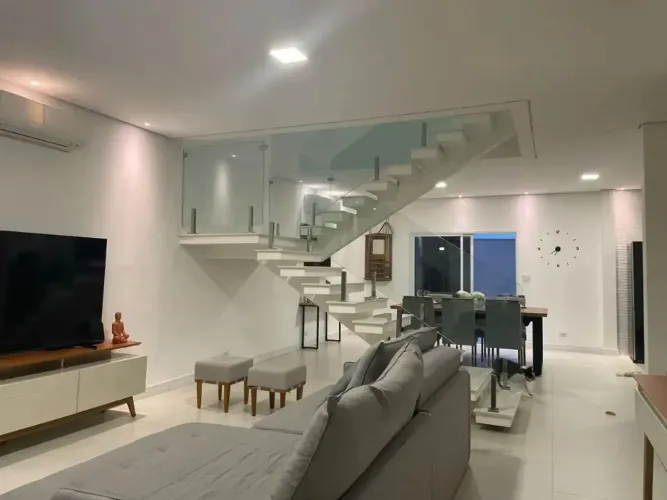 Sobrado com 3 dormitórios à venda, 200 m² por R$ 1.495.000,00 - Condomínio Residencial Man