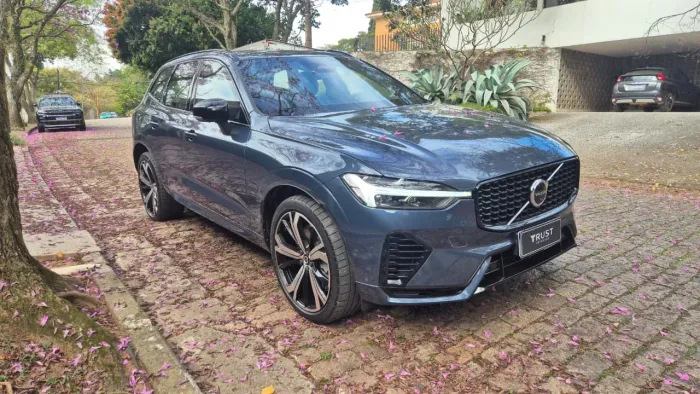 Volvo XC-60 T-8 Ultim.dark 2.0 AWD (híbrido) 2023