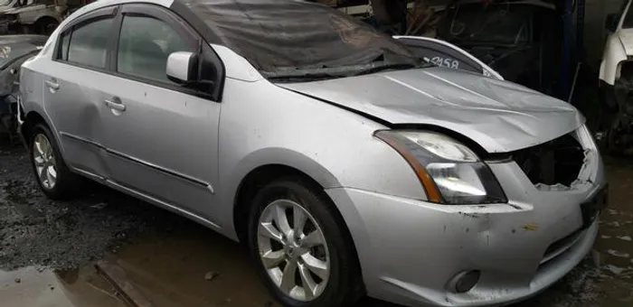 Sentra sucata 2012