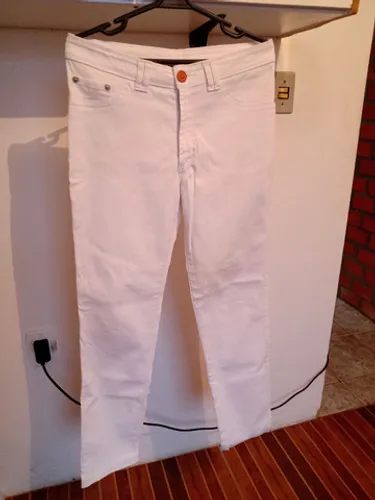 Calça feminina 44