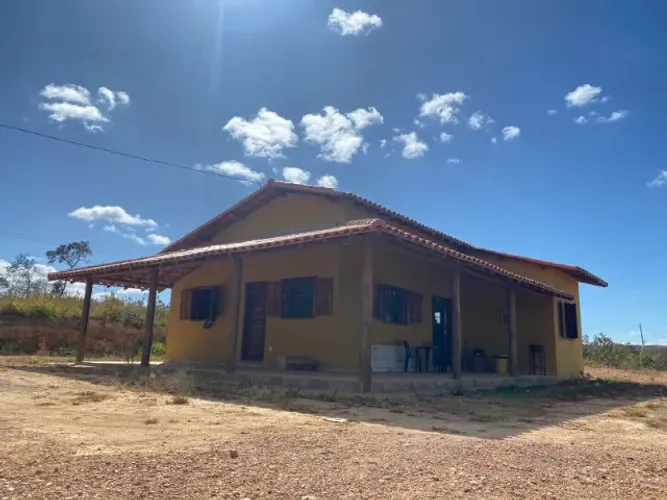 Oportunidade 10.000m² com casa e linda vista para a Serra, Jaboticatubas.