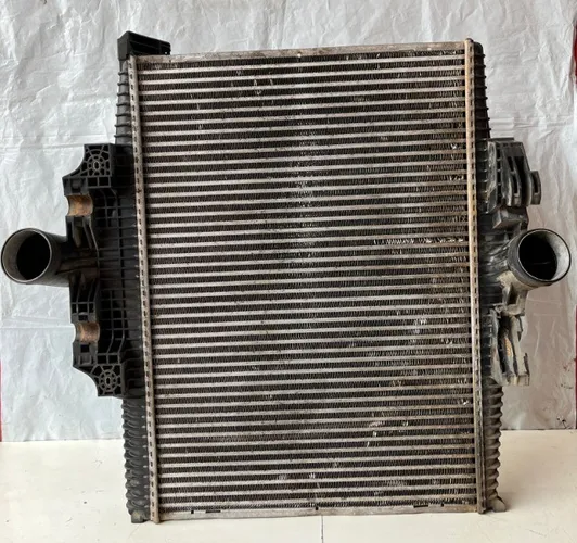 Radiador Intercooler Axor 2035 2040 2044 2540 2544 2640  