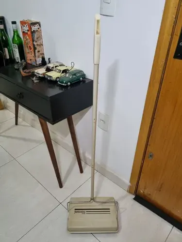 Vassoura Feiticeira 2000 anos 80