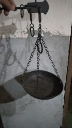 Balança antiga de mascates ou vendedores ambulantes
