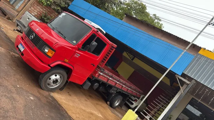 Vende se caminhão 710 plus 
