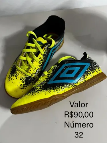 Chuteira infantil futsal