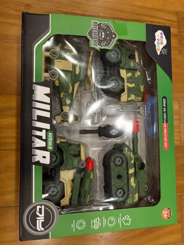 Brinquedo - Veículos militares
