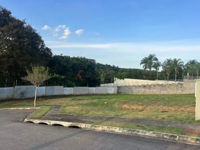 Comprar/vendo: Terreno a venda com 1017 m², plano, no condomínio de alto padrão Alameda do