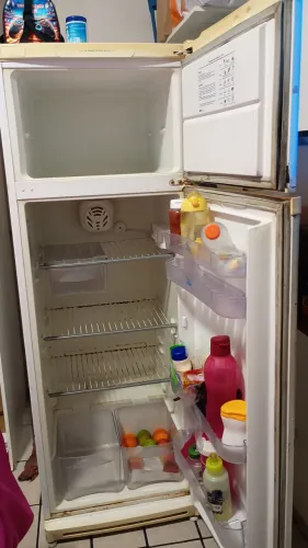 Geladeira usada - Ideal para sua cozinha
