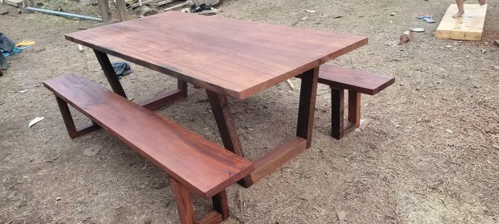 Mesa de jantar rústica