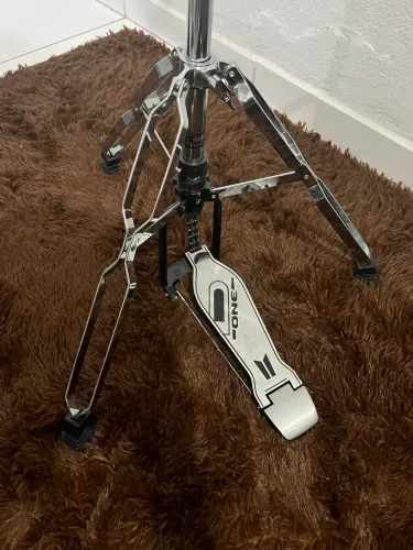 Vendo Estante Hi-hat. Estante p/ chimbal. D-One