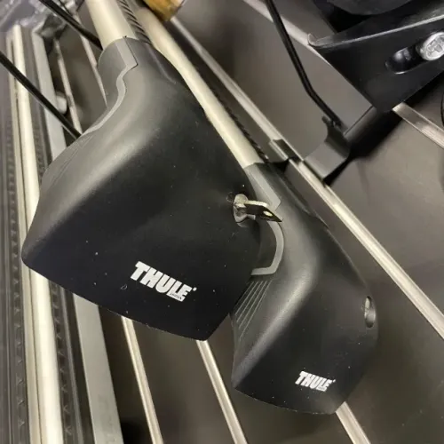 Rack Thule Corolla Cross Modelo Edge 9593 Integrado Original