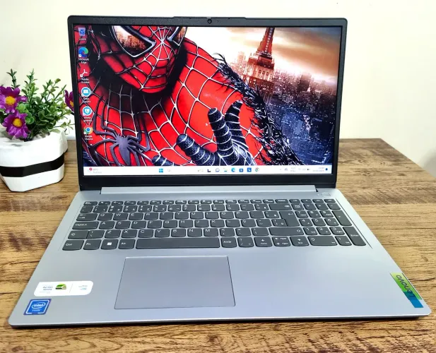 NOTEBOOK LENOVO INTEL CELERON N4020U/SSD NVME 128GB/4GB (SEMINOVO)