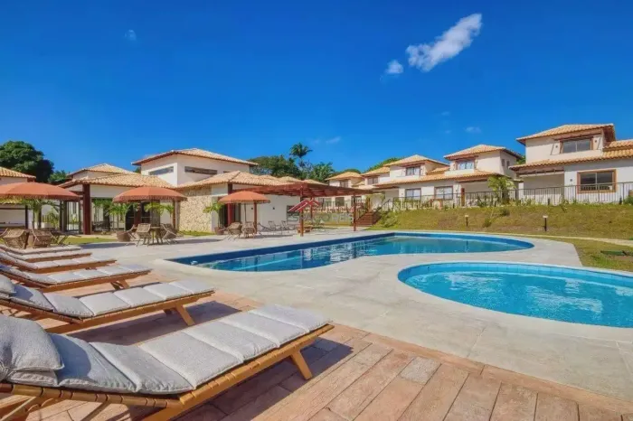 Casa de Condomínio à VENDA - 4 Quartos - Geribá, Búzios