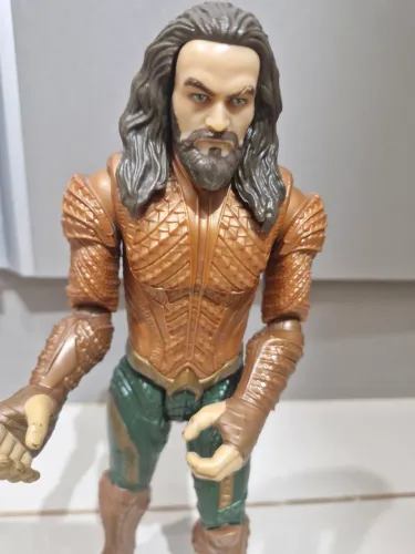 Boneco Aquaman - Figura de Ação