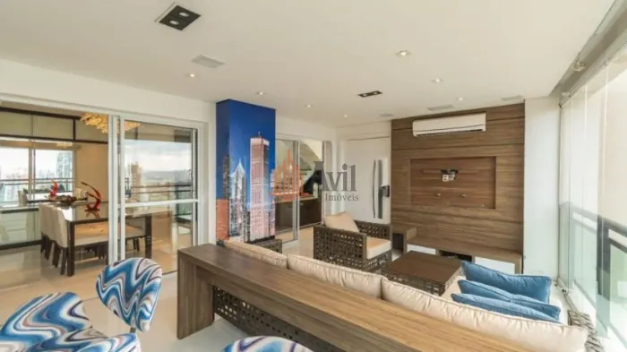 Cobertura a Venda no Anália Franco com 345m²