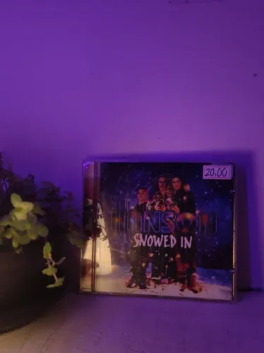 CD Hanson - Snowed In
