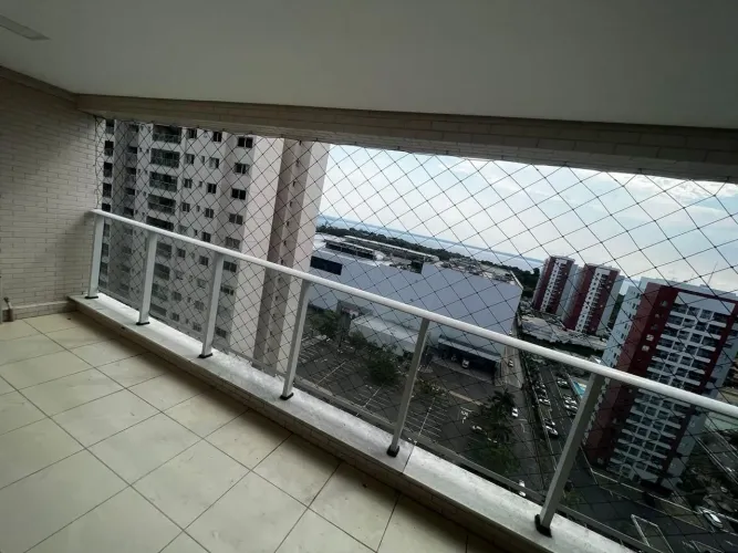 Apartamento com vista para o rio
