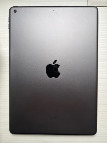 iPad 7 32GB impecável