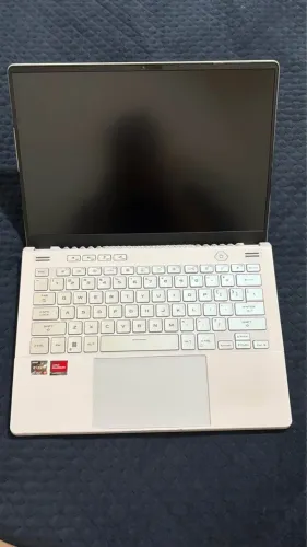 Vendo notebook ASUS Zephyrus G14 | Ryzen 9 6900HS | 40GB DDR5 | RX 6700S