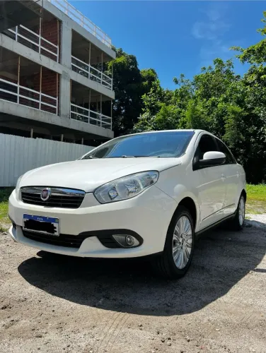 Fiat Grand Siena Essence 1.6 Flex 16V 2015