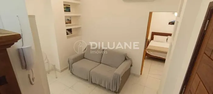 Kitnet/Conjugado : / Residencial / Copacabana