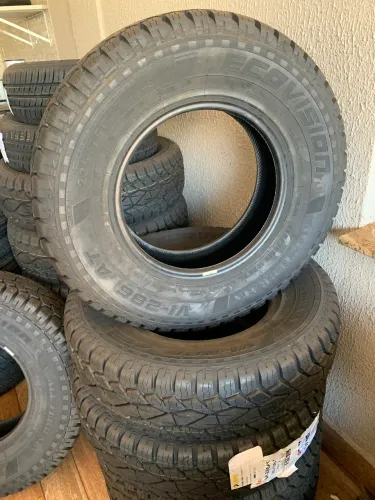 Pneus EcoVision 235/75R15 AT
