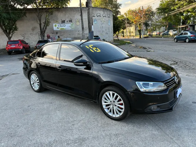 Volkswagen Jetta Comfortline 2.0 T.flex 8V 4P Tipt. 2016